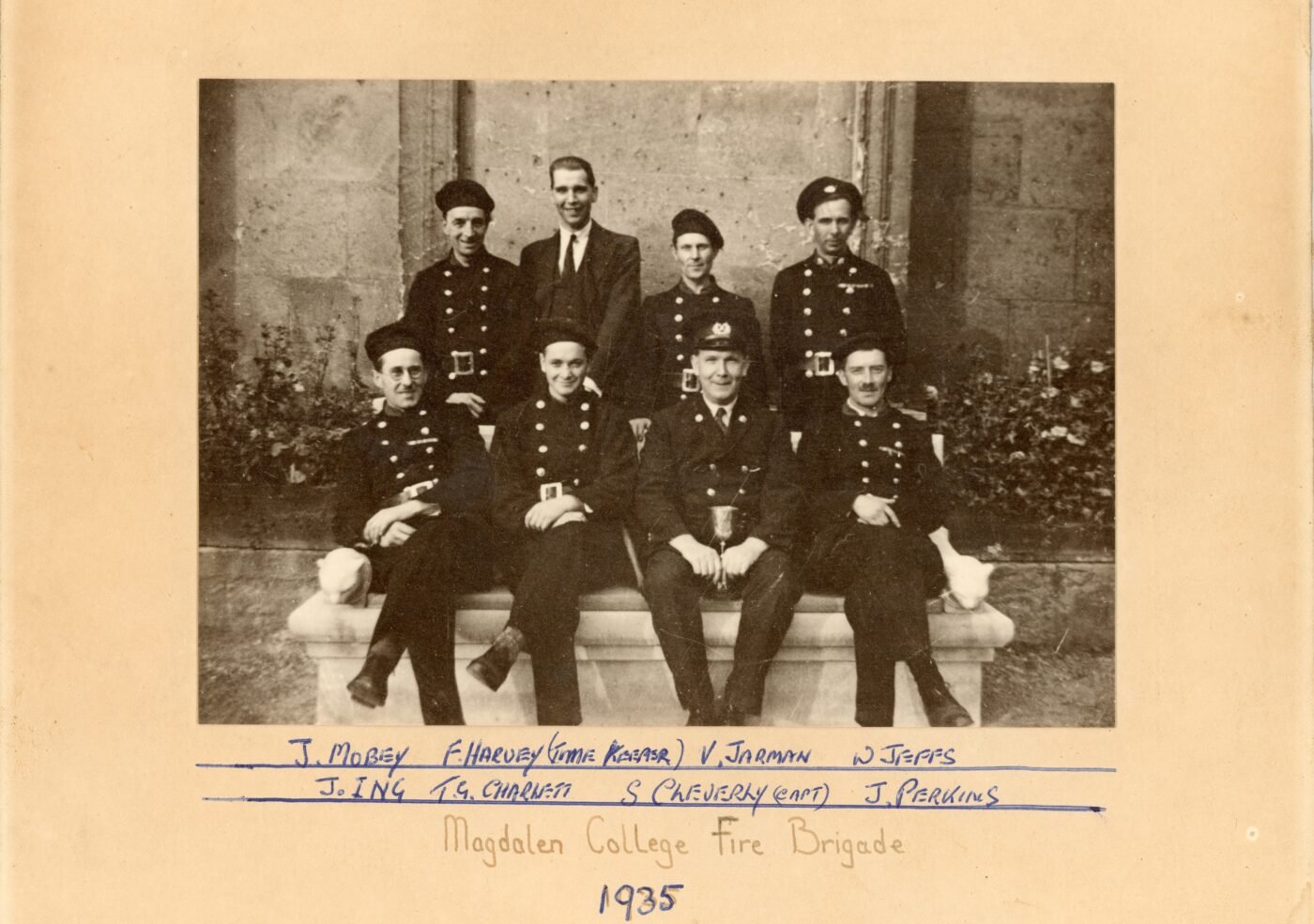 Magdalen College Archives, B/3/8